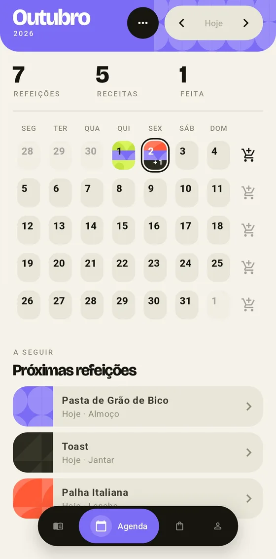Tela da Agenda do app, com o calendário de outubro e as próximas refeições